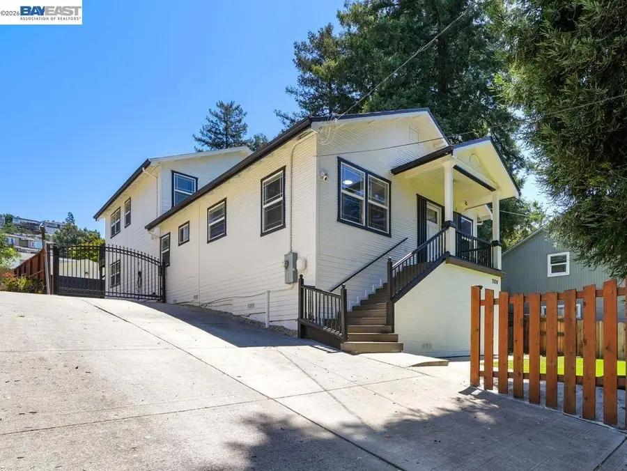7974 Hillmont Drive, Oakland, CA 94605 - #2
