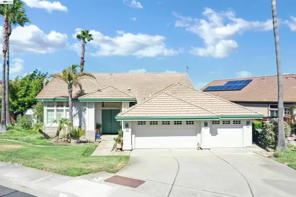 1989 Newport Dr, Discovery Bay, CA 94505