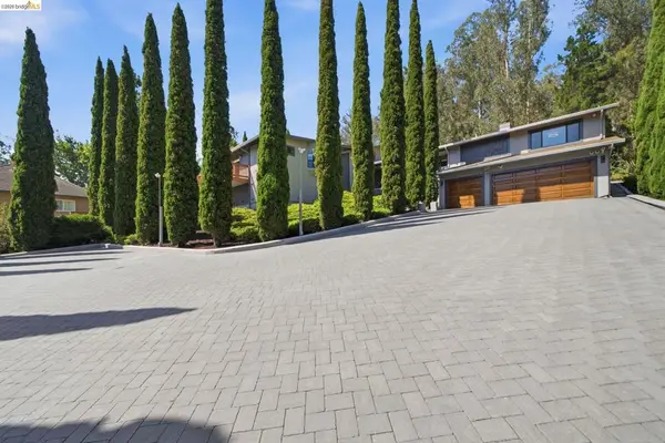 11133 Golf Links Rd, Oakland, CA 94605