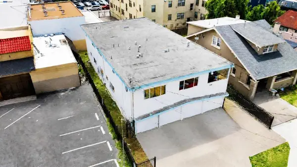 2426 57th Ave, Oakland, CA 94605
