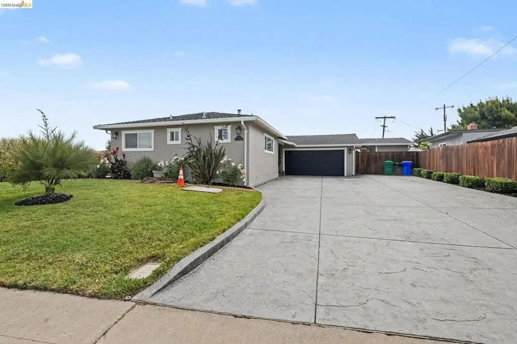 3054 Glynis Dr, Richmond, CA 94806 - #1