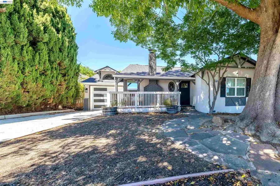 16004 Wellington Way, Castro Valley, CA 94578 - #2