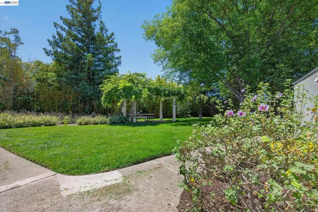 27787 Vasona Ct #13, Hayward, CA 94544 - #1