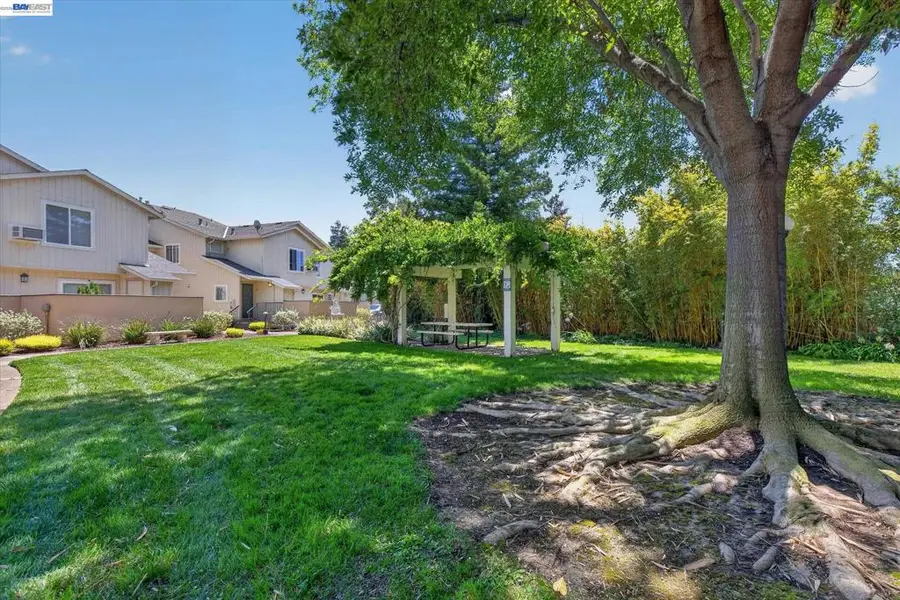 27787 Vasona Ct #13, Hayward, CA 94544 - #3
