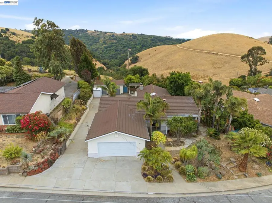 92 Welle Rd, Crockett, CA 94525 - #2