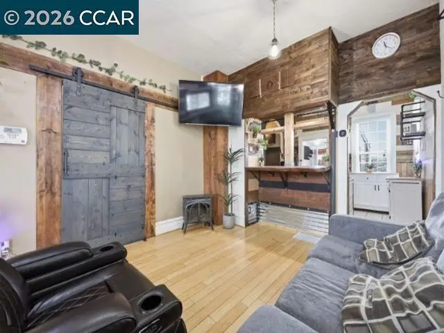 708 11th St, Richmond, CA 94801 - #2