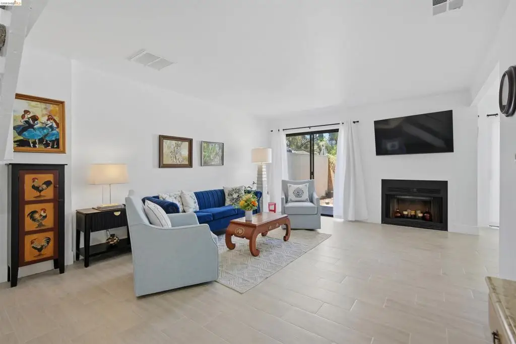 25 Bud Ct, Pleasant Hill, CA 94523 - #1