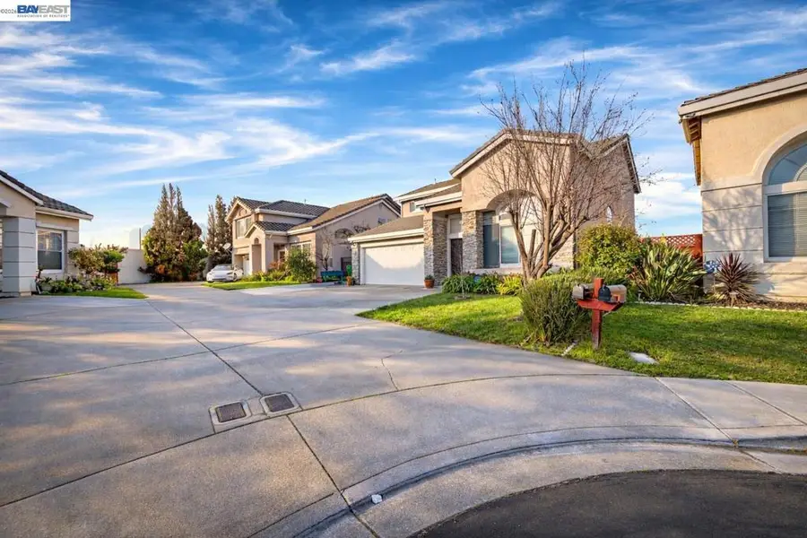 15100 Shining Star Ln, San Leandro, CA 94579 - #3