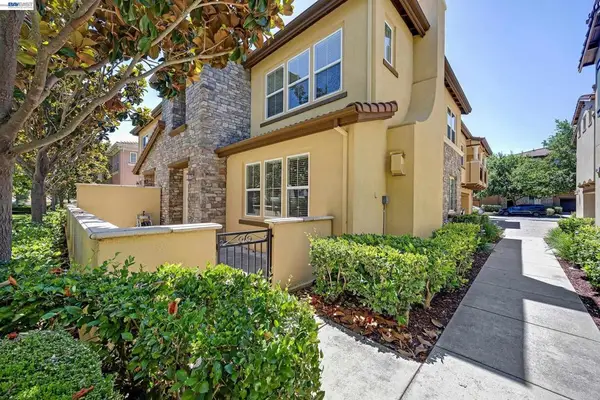 644 Heligan Ln #3, Livermore, CA 94551