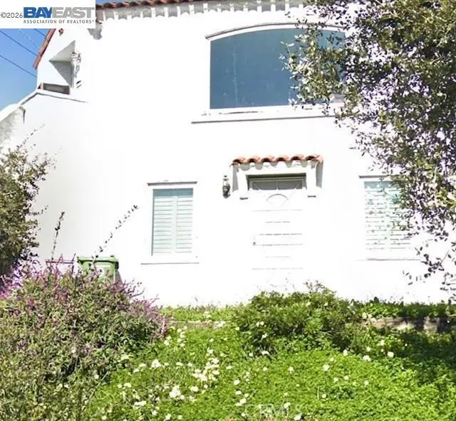 8400 Golf Links Rd, Oakland, CA 94605 - #2