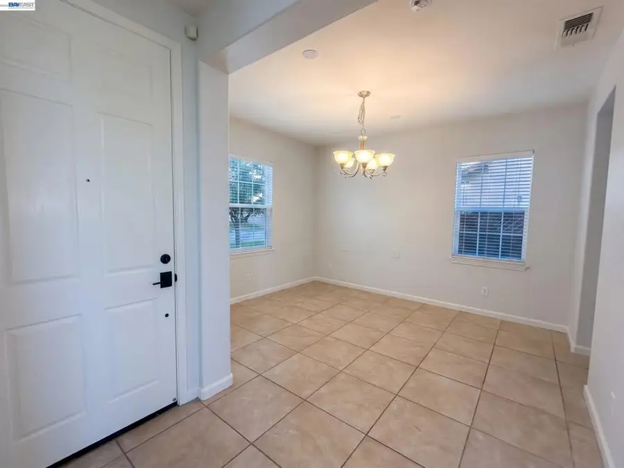 60 S Pacifico St, Mountain House, CA 95391 - #3