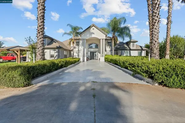 12732 N West Ln, Lodi, CA 95240