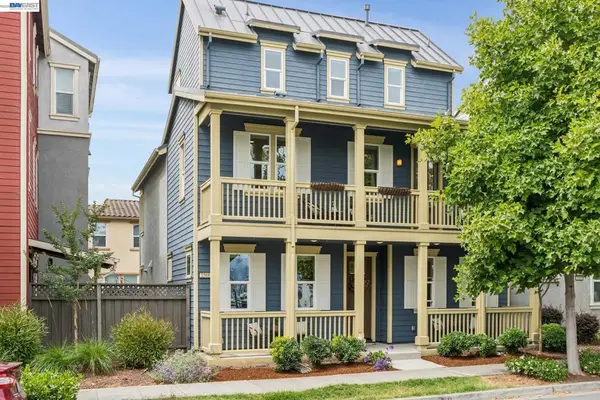 1568 Clement Ave, Alameda, CA 94501