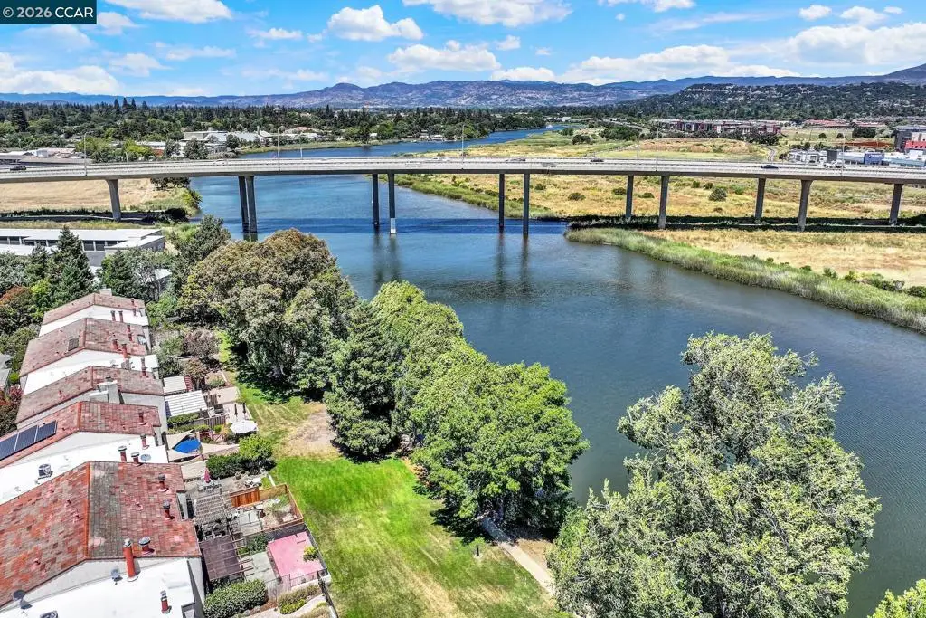 908 Marina Dr, Napa, CA 94559 - #1