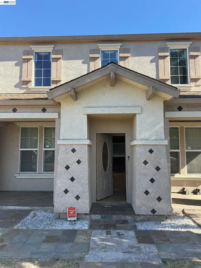 1016 Cypress Run Dr, Stockton, CA 95209 - #3