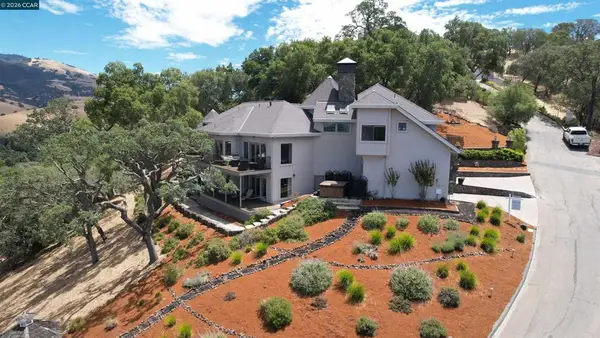 715 Castle Rock Rd, Walnut Creek, CA 94598