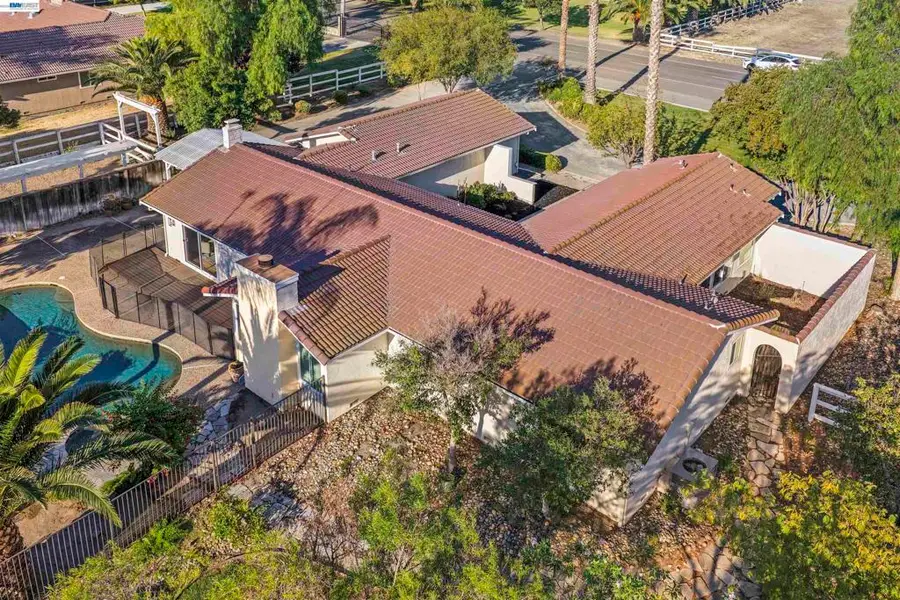 23110 Los Ranchos Dr, Tracy, CA 95304 - #3