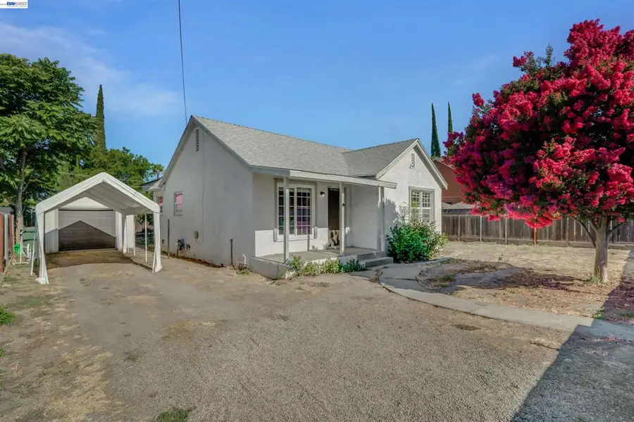 504 Roselawn Ave, Modesto, CA 95351 - #2