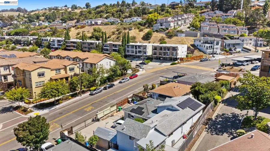 2000 Miramar Ave, Castro Valley, CA 94578 - #2