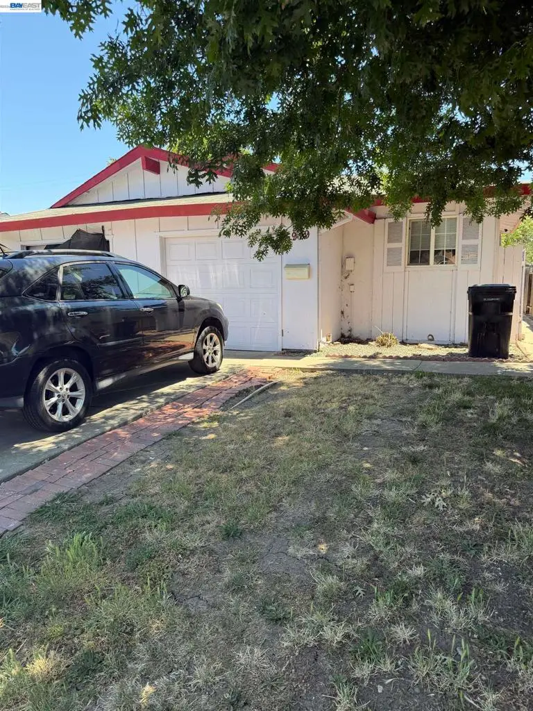 5917 Clover Manor Way, Sacramento, CA 95824 - #3