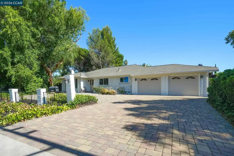 1517 Harlan Dr, Danville, CA 94526 - #2