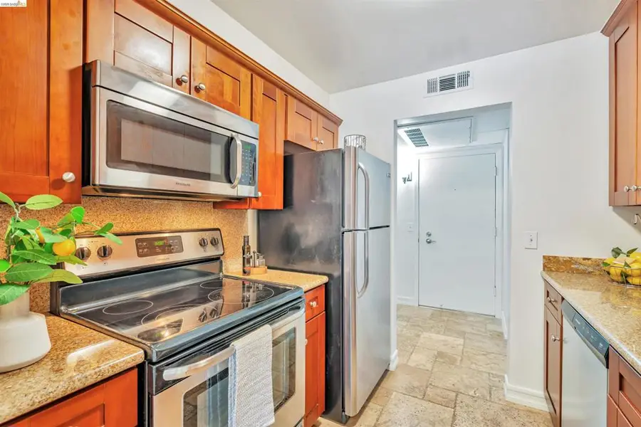 490 N Civic Dr #101, Walnut Creek, CA 94596 - #3