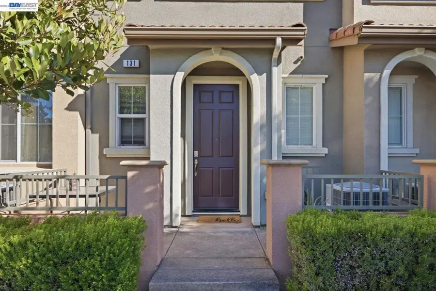 131 Burbank St, Hayward, CA 94541 - #2