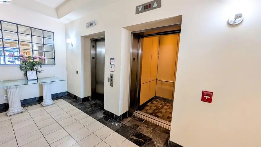 989 Webster St #645, Oakland, CA 94607 - #3