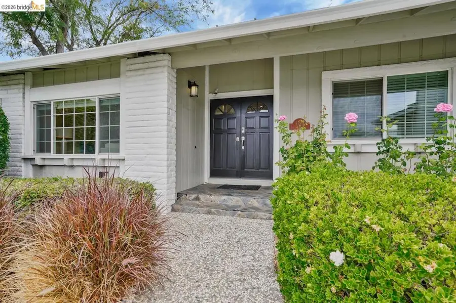 2198 La Orinda, Concord, CA 94518 - #2