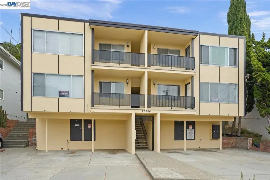 25684 Spring Dr, Hayward, CA 94542 - #2