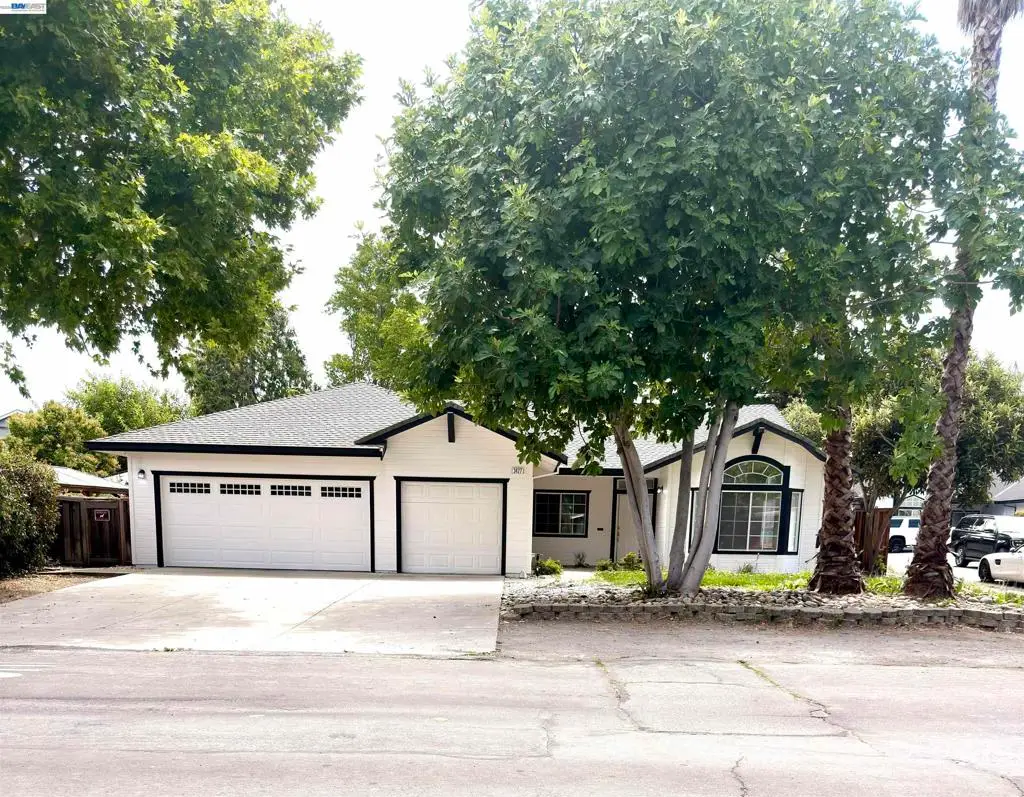 3427 Sanford St, Concord, CA 94520 - #1