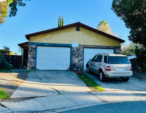 2217 Leland Ct, Pittsburg, CA 94565