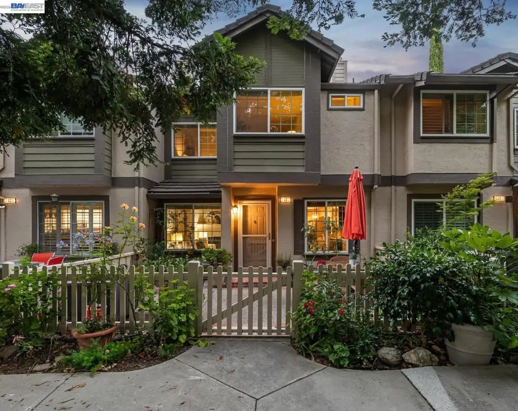 7482 Oxford Circle, Dublin, CA 94568 - #1