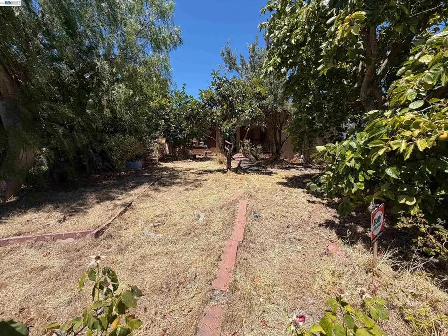 1988 Calaveras Dr, Pittsburg, CA 94565 - #3