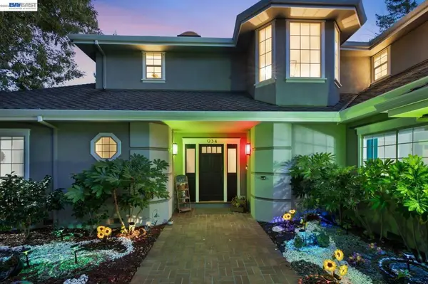 934 Wilmington Way, Redwood City, CA 94062