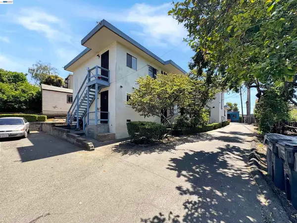 2858 Brookdale Ave, Oakland, CA 94602