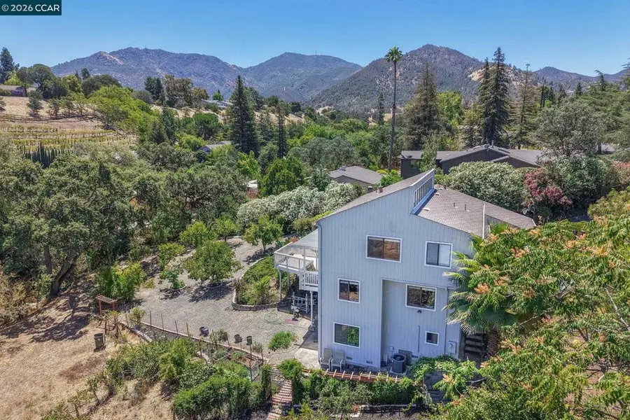 864 Coachman Pl, Clayton, CA 94517 - #2