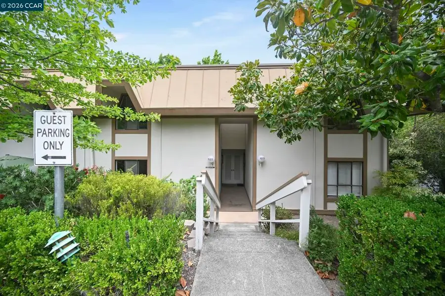 1525 Canyonwood Ct #3, Walnut Creek, CA 94595 - #2