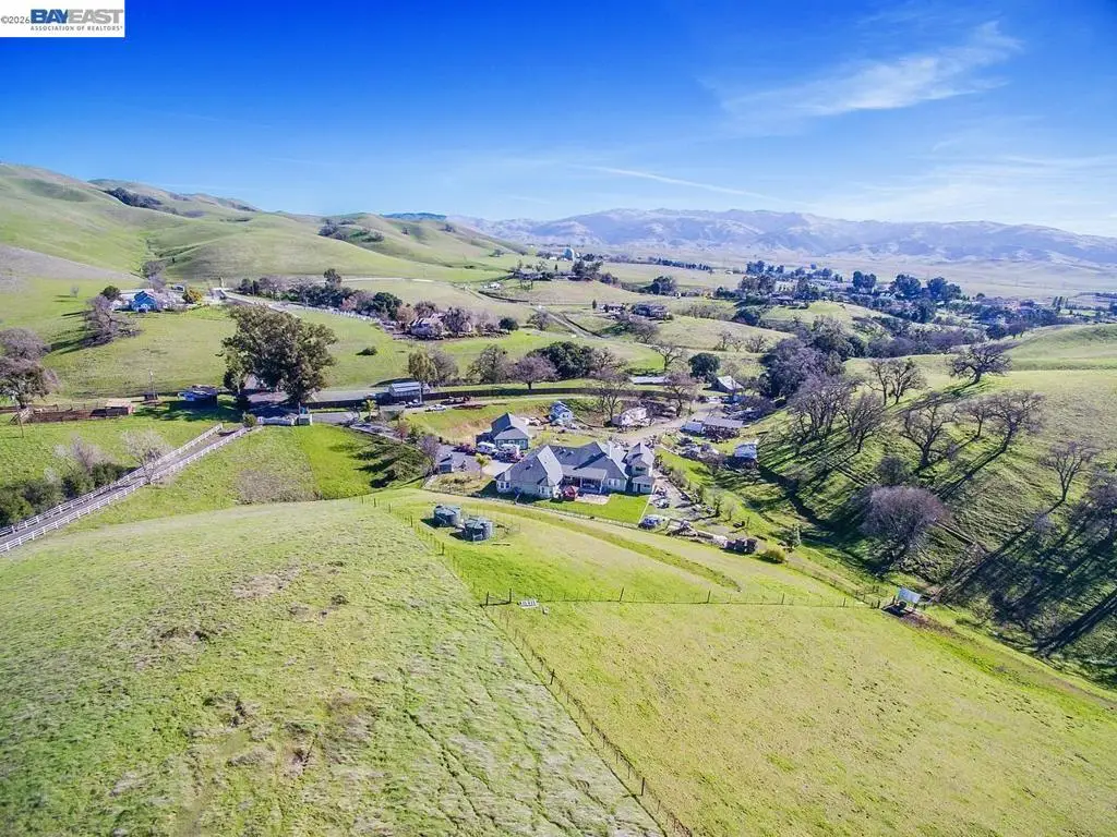 3329 Little Valley Rd, Sunol, CA 94586 - #1