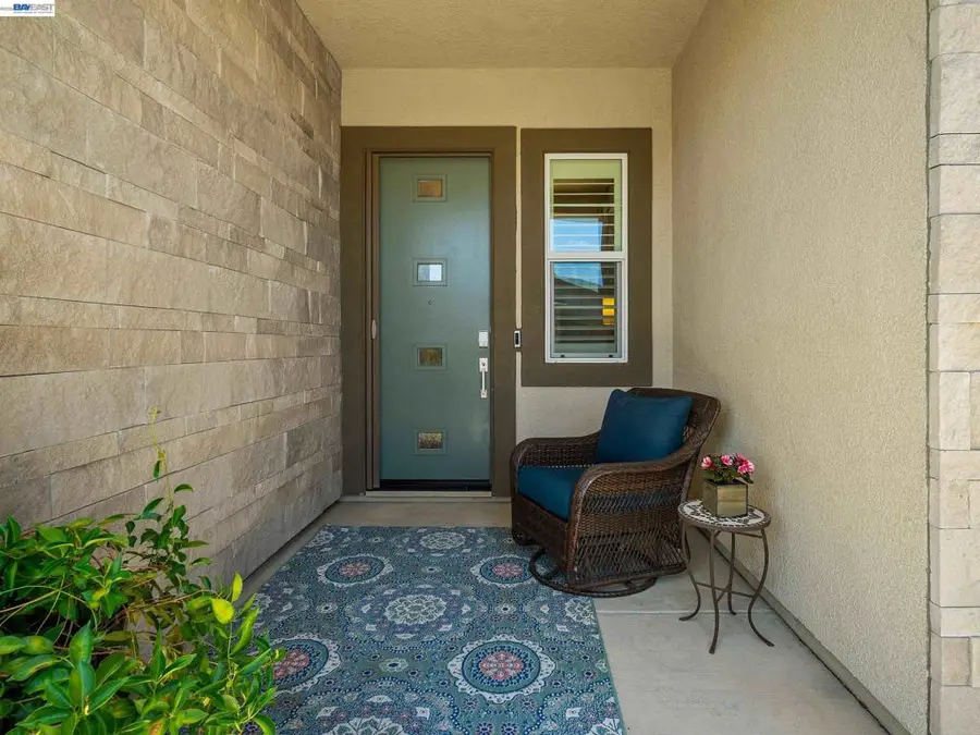 3001 Compass Ln, Roseville, CA 95747 - #3