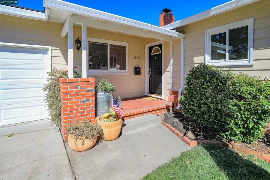1792 Sharon Dr, Concord, CA 94519 - #2