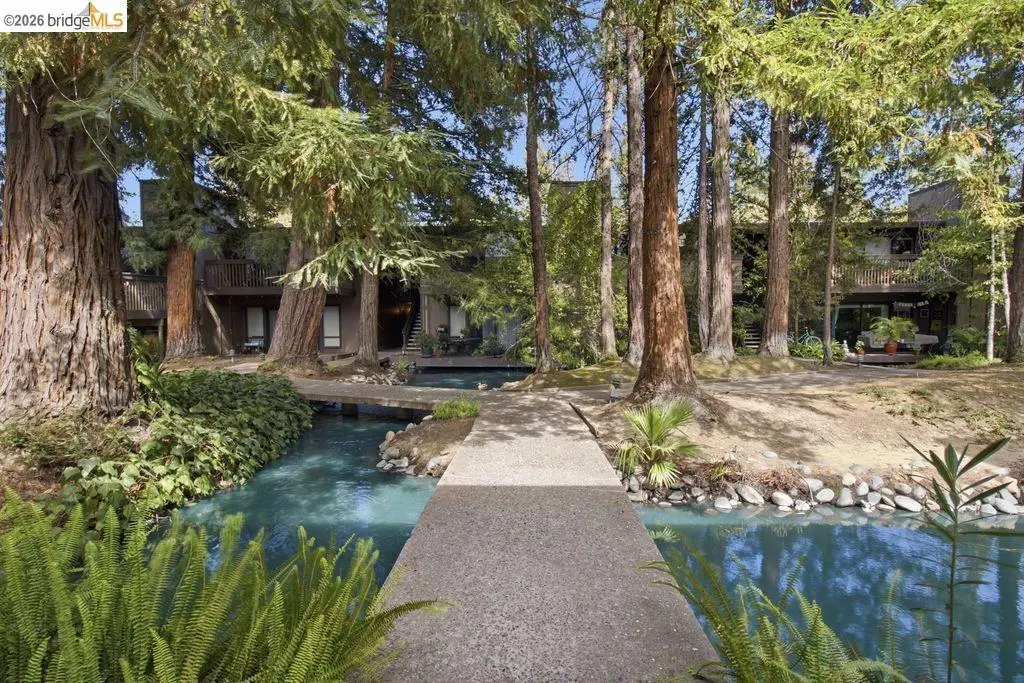 2400 Larkspur Ln #APT 264, Sacramento, CA 95825 - #1