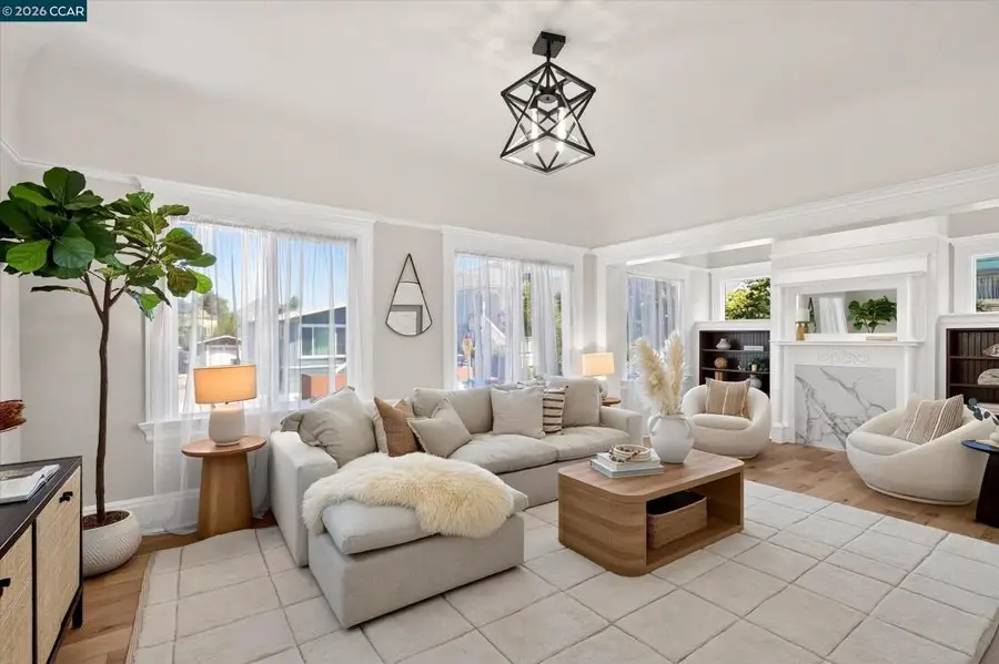 1017 56th St, Oakland, CA 94608 - #2