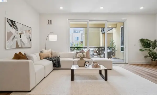 2339 Kinetic Cmn #209, Fremont, CA 94539