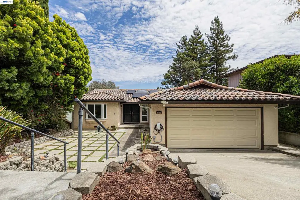 3060 Todd Ct, Castro Valley, CA 94546 - #1