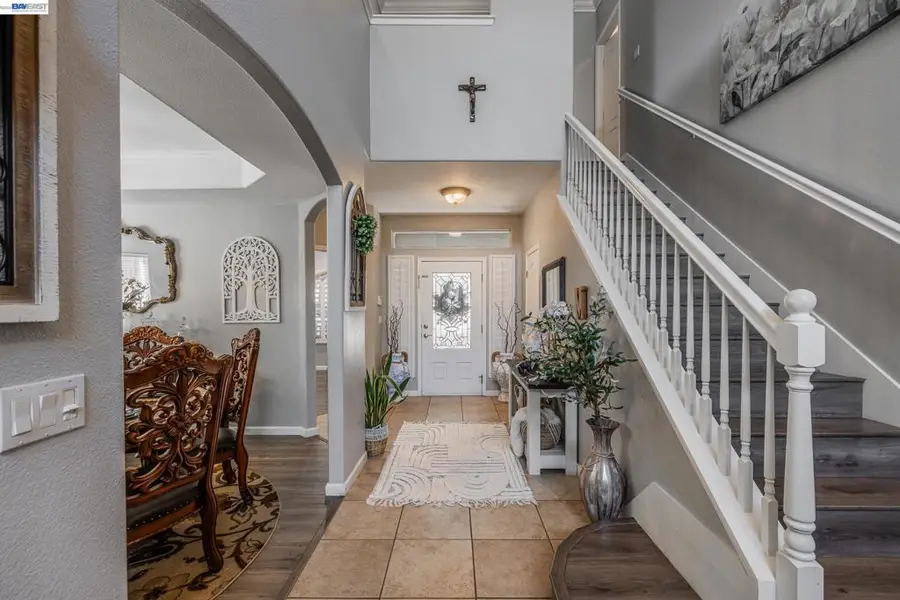 3448 E Howard Ct, Visalia, CA 93292 - #3