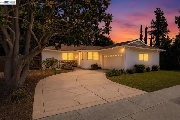3436 Thunderbird Dr, Concord, CA 94520