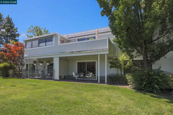 1100 Singingwood Ct. #2, Walnut Creek, CA 94595