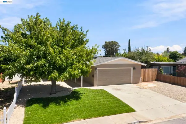 54 Lakeview Drive, Bay Point, CA 94565