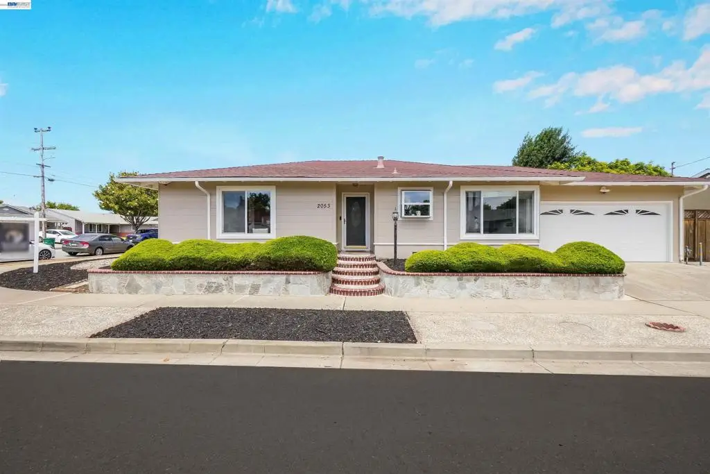 2053 Trafalgar Ave, Hayward, CA 94545 - #1